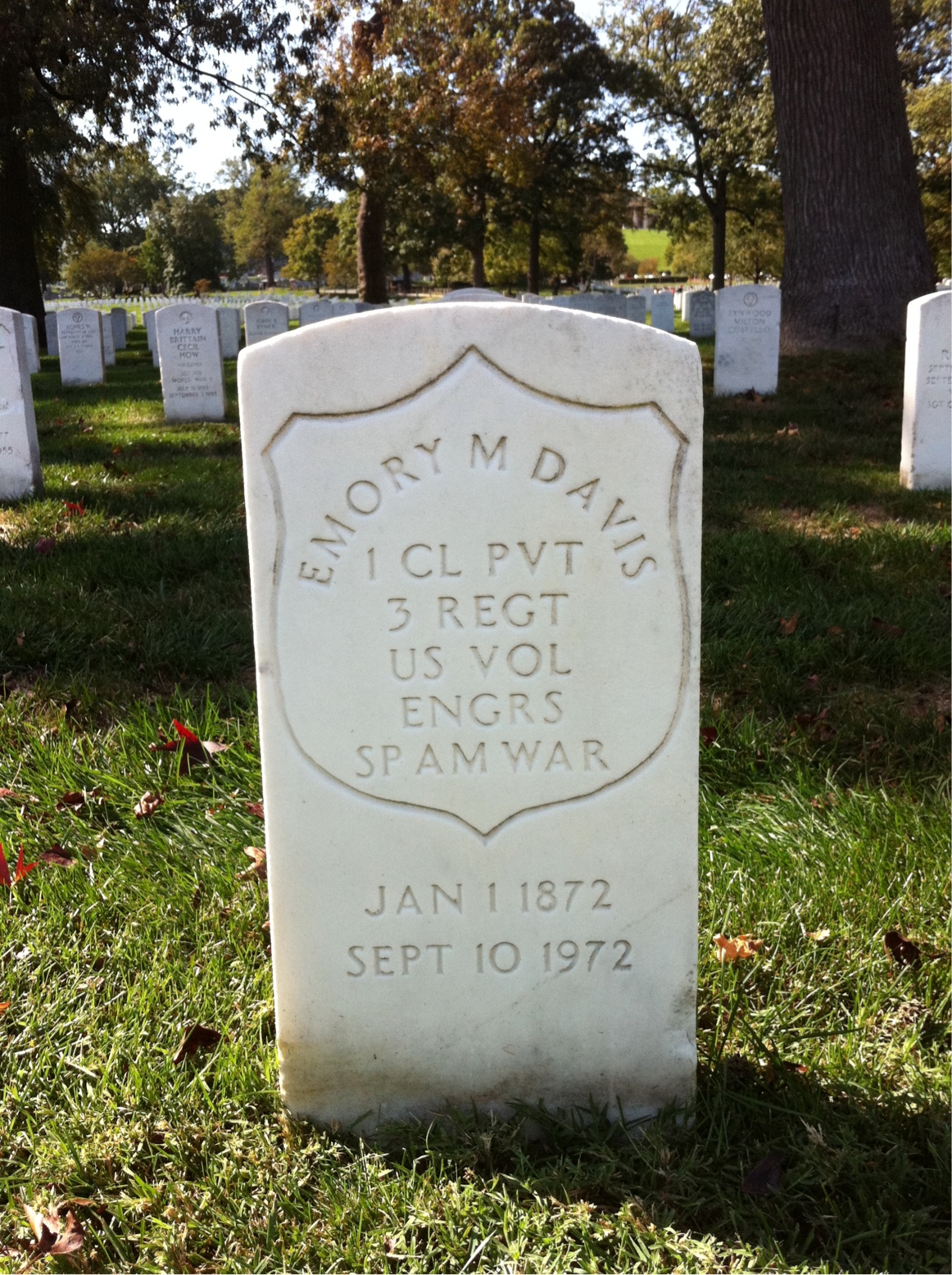 Emory M Davis