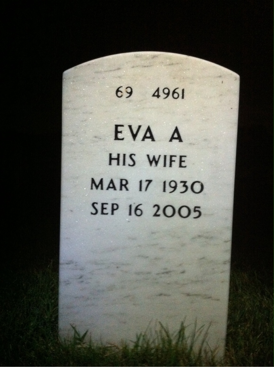 Back of headstone — Virgilio Vega