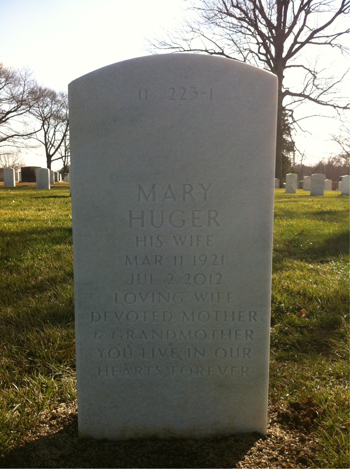 Back of headstone — Delbert H Flint