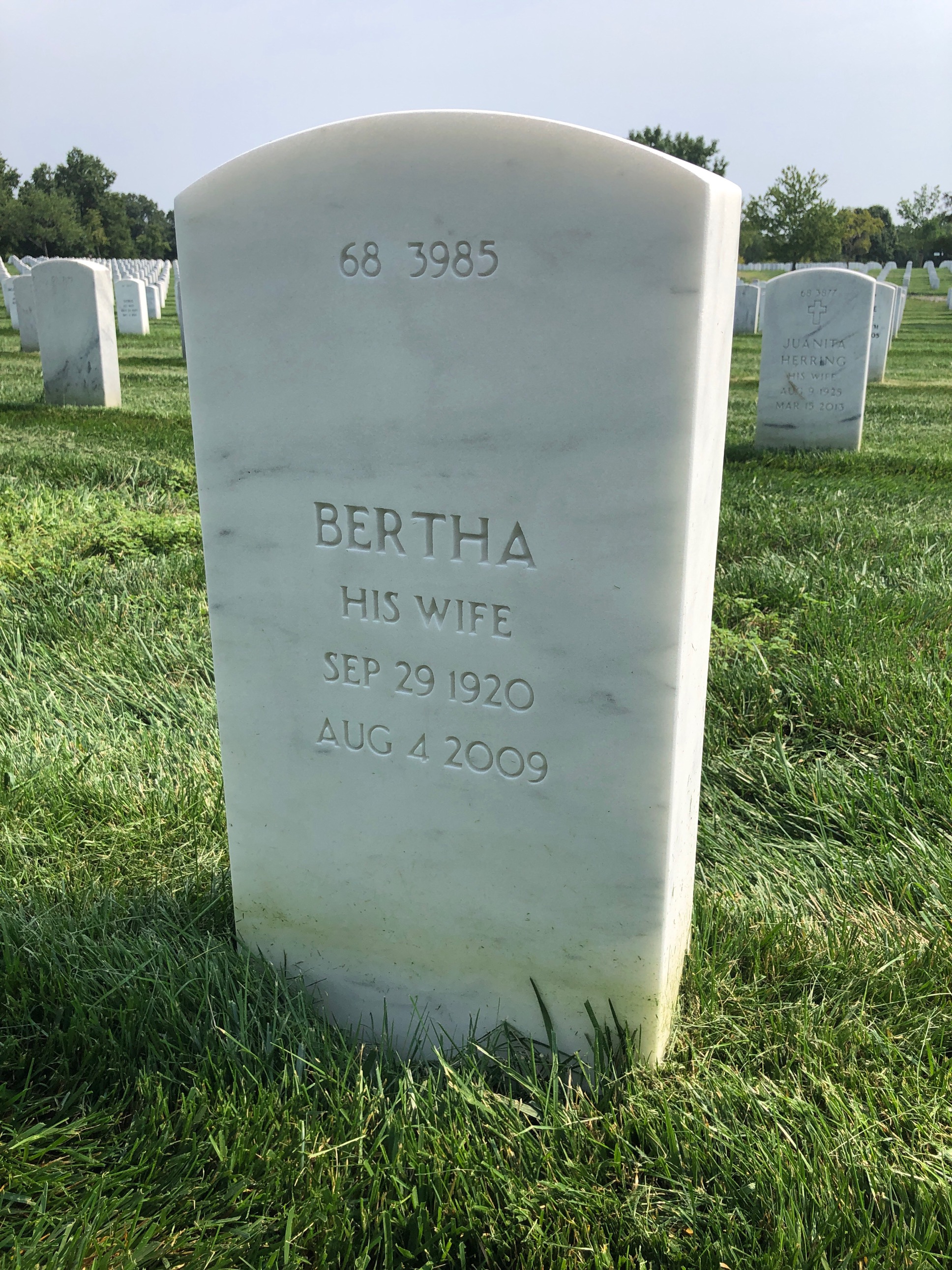 Back of headstone — Melvin Franklin