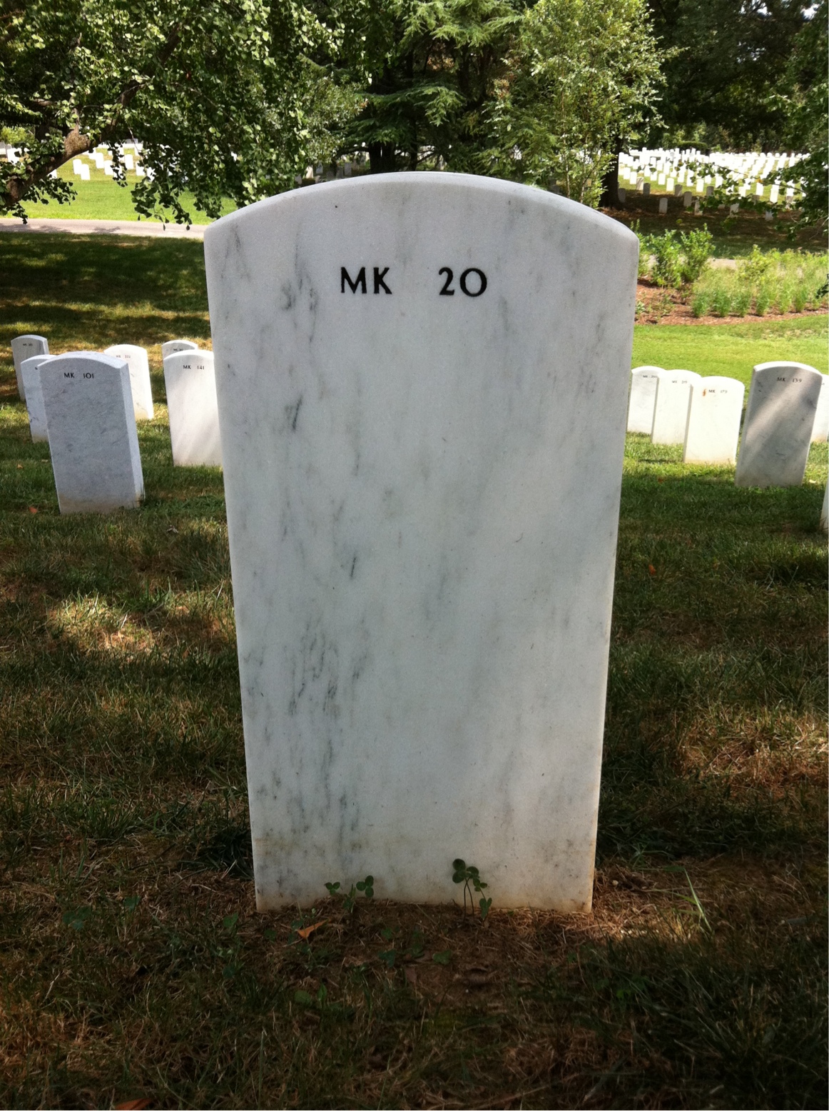Back of headstone — Henry Devries