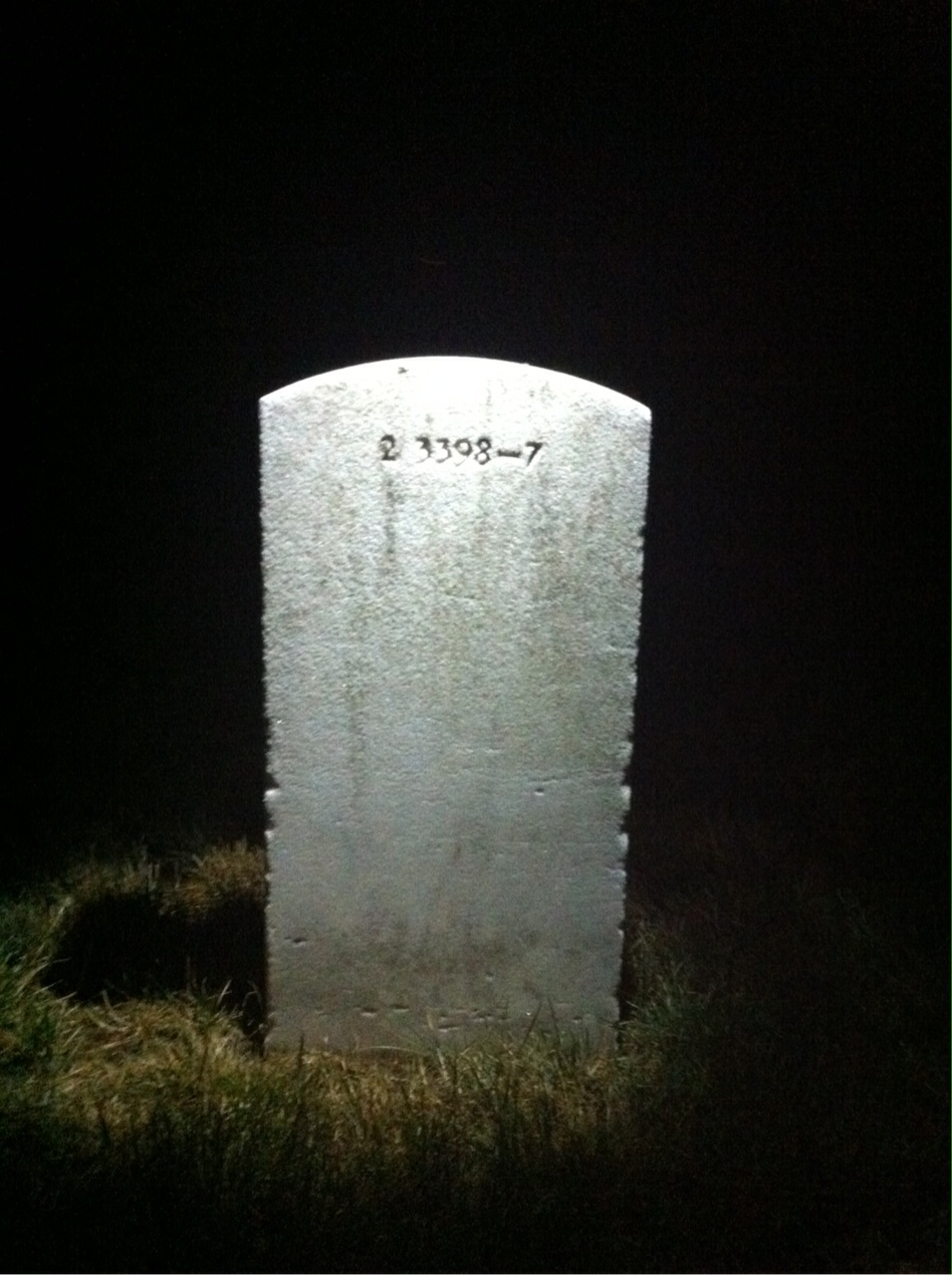 Back of headstone — Billie Barnum