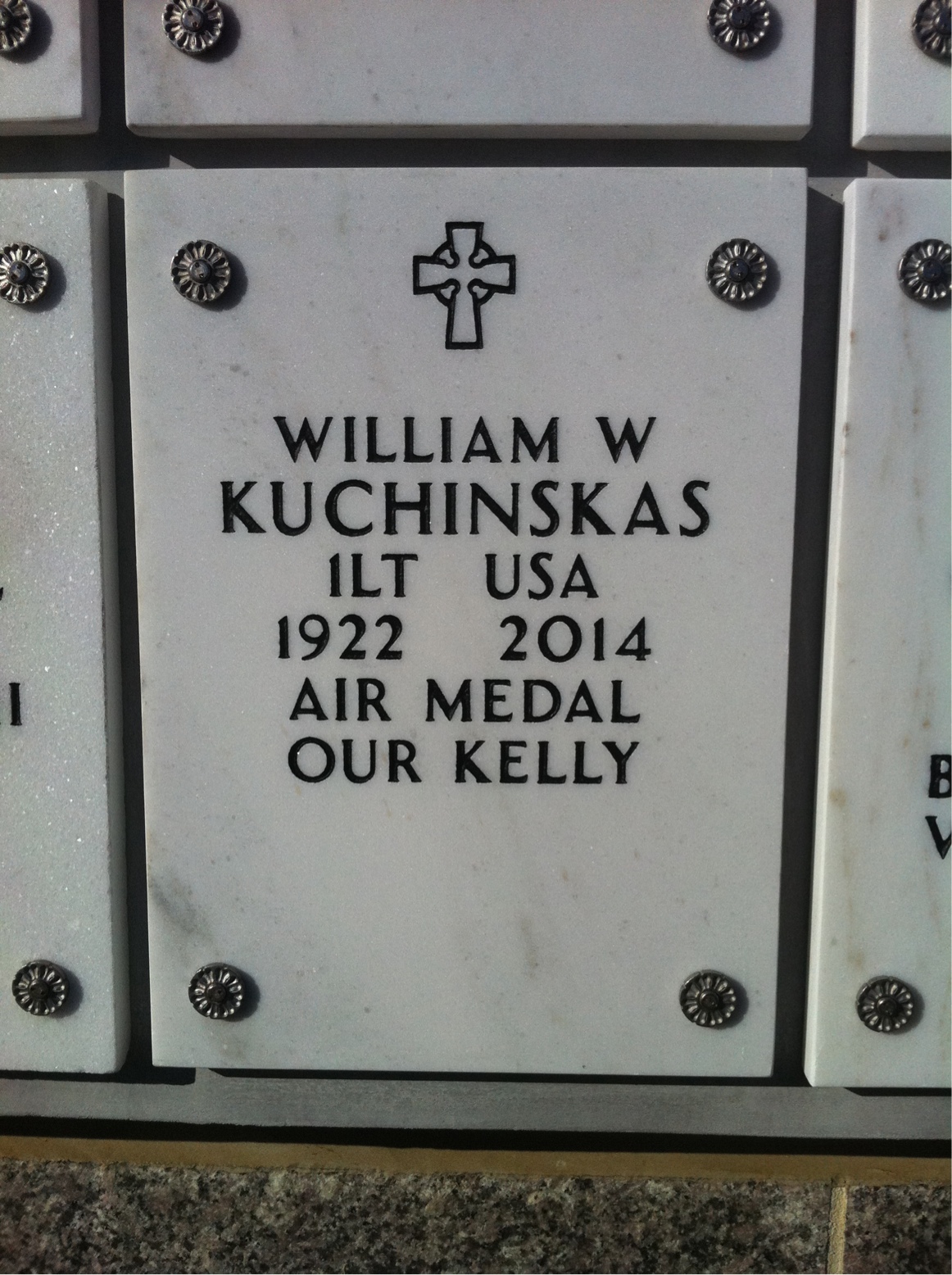 William W Kuchinskas