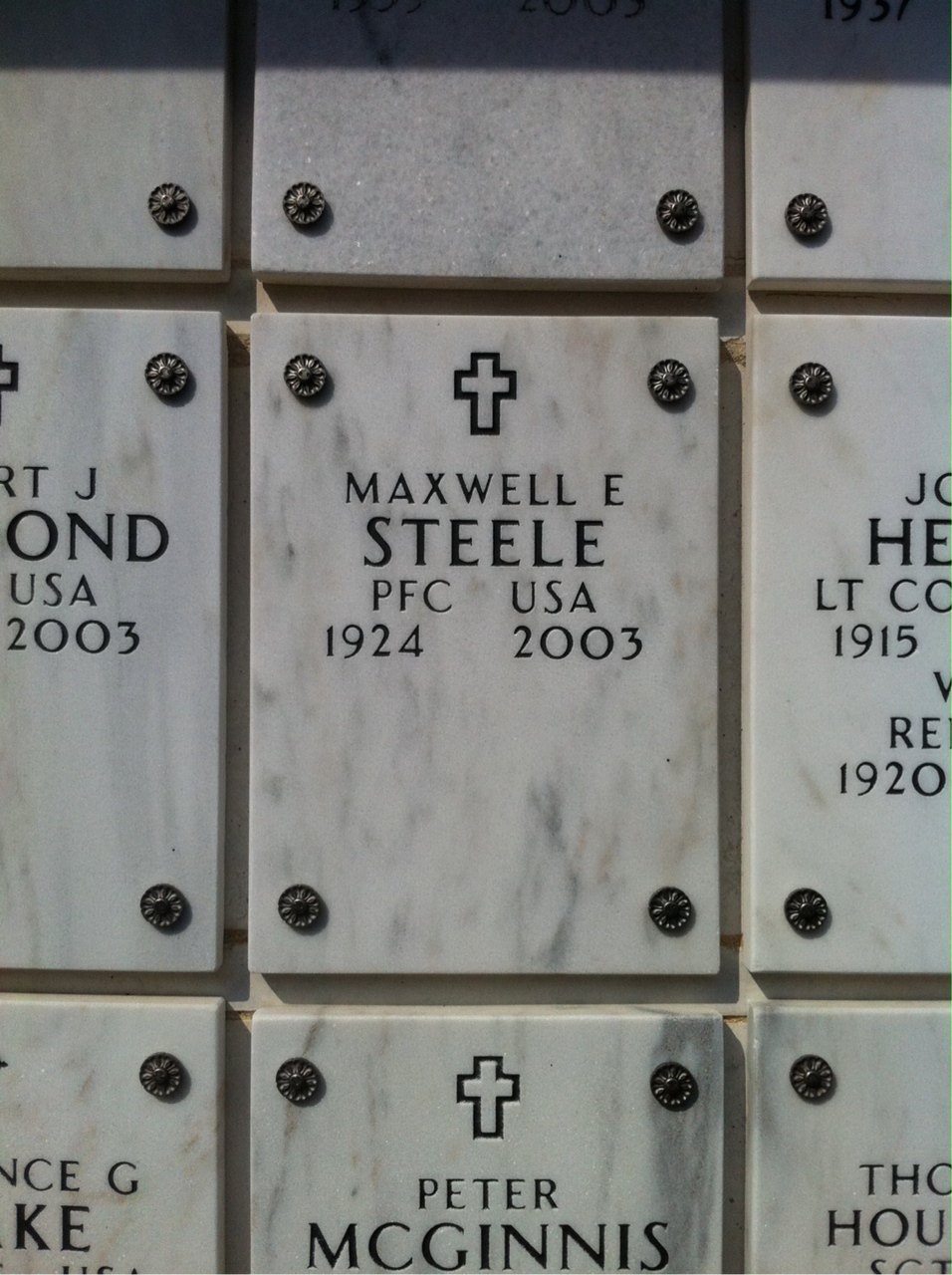 Maxwell Steele