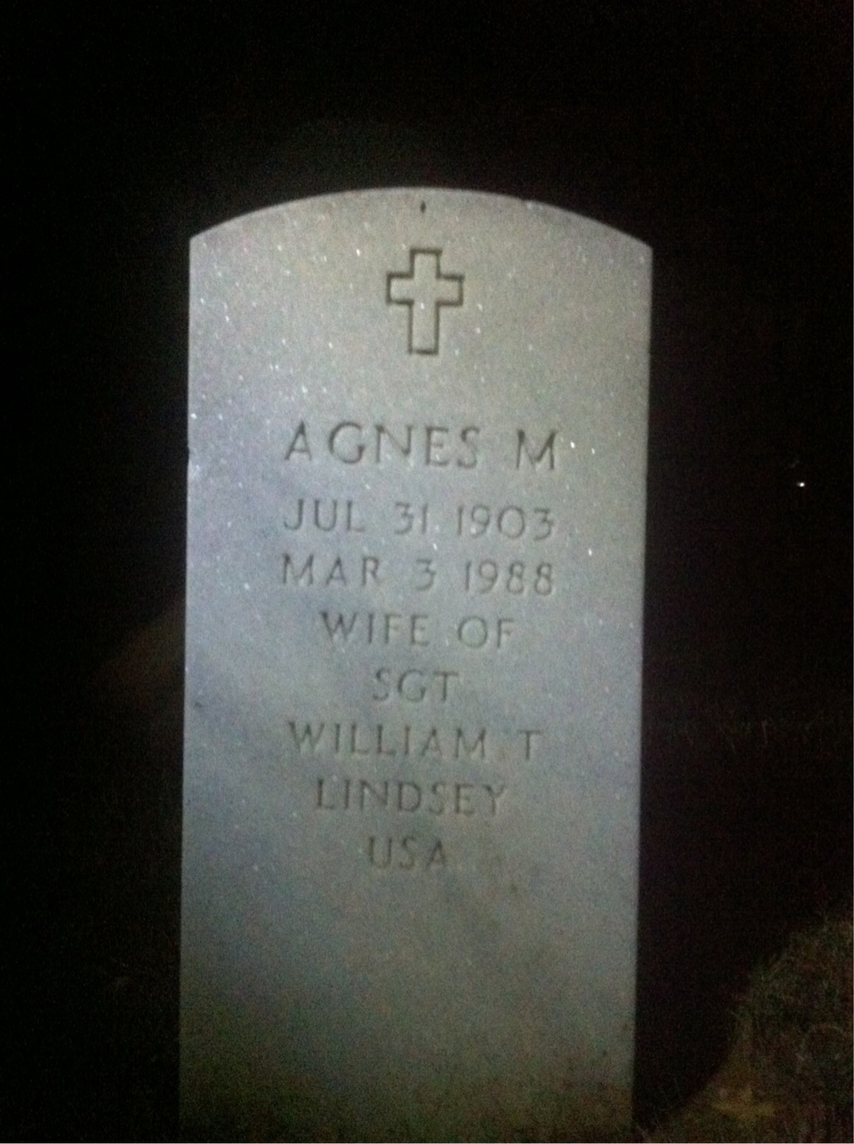 Agnes Lindsey