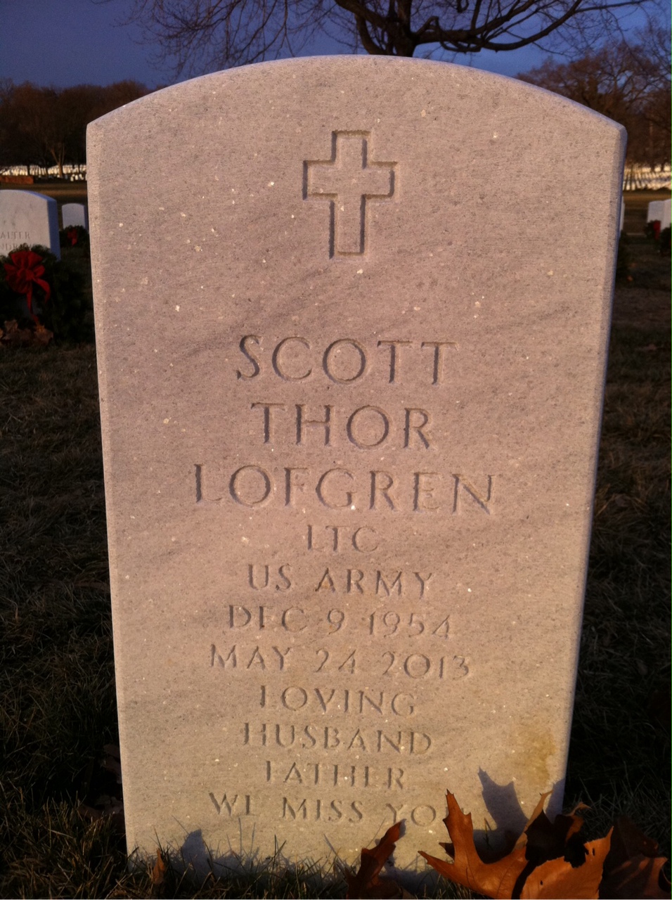 Scott T Lofgren