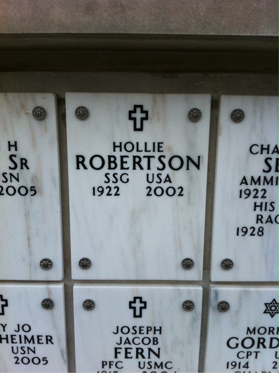 Hollie Robertson
