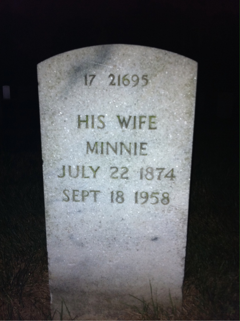 Back of headstone — Minnie Murdock