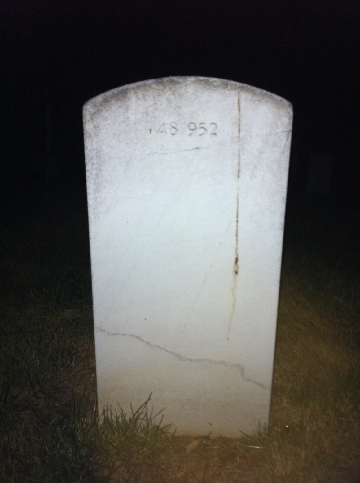 Back of headstone — Phyllis Mueller