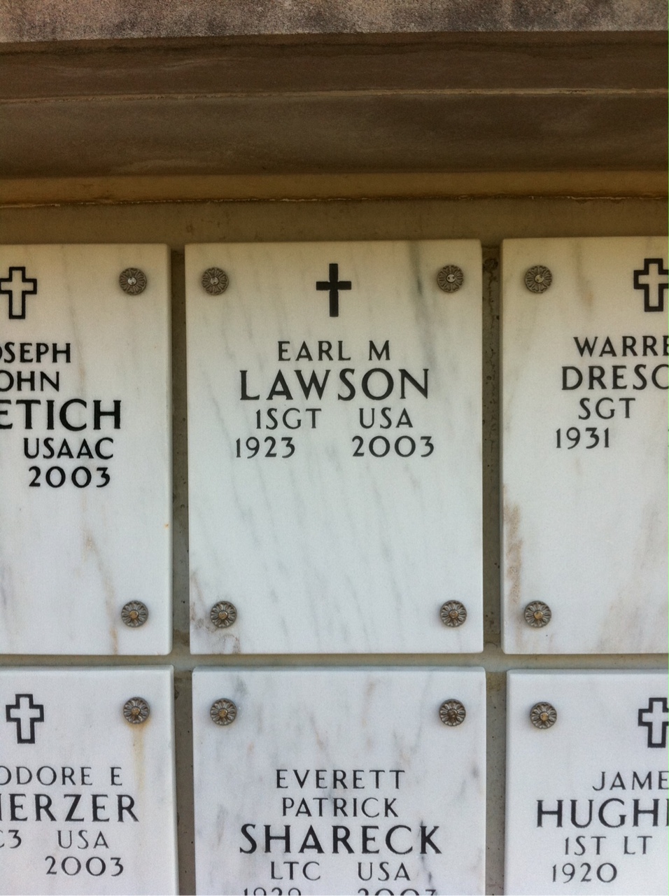 Earl Lawson