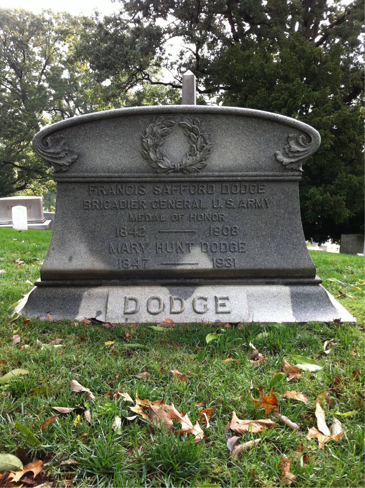Headstone of Francis S. Dodge