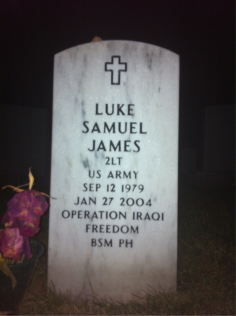 Luke James