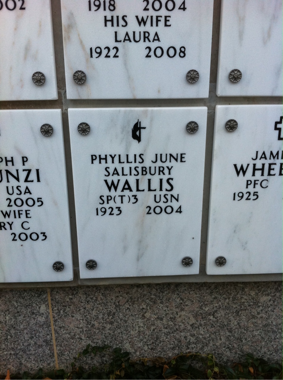 Phyllis Wallis