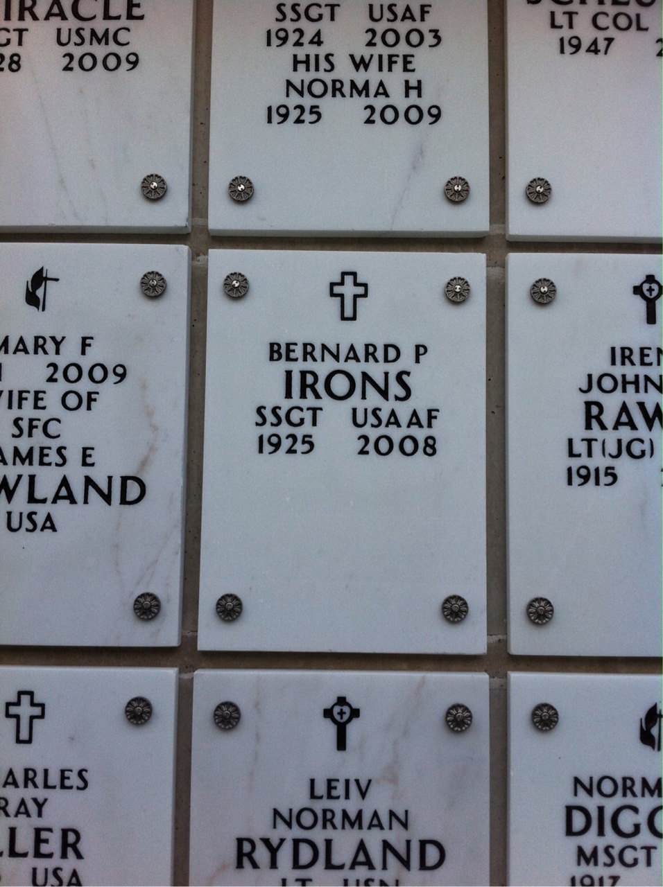 Bernard Irons