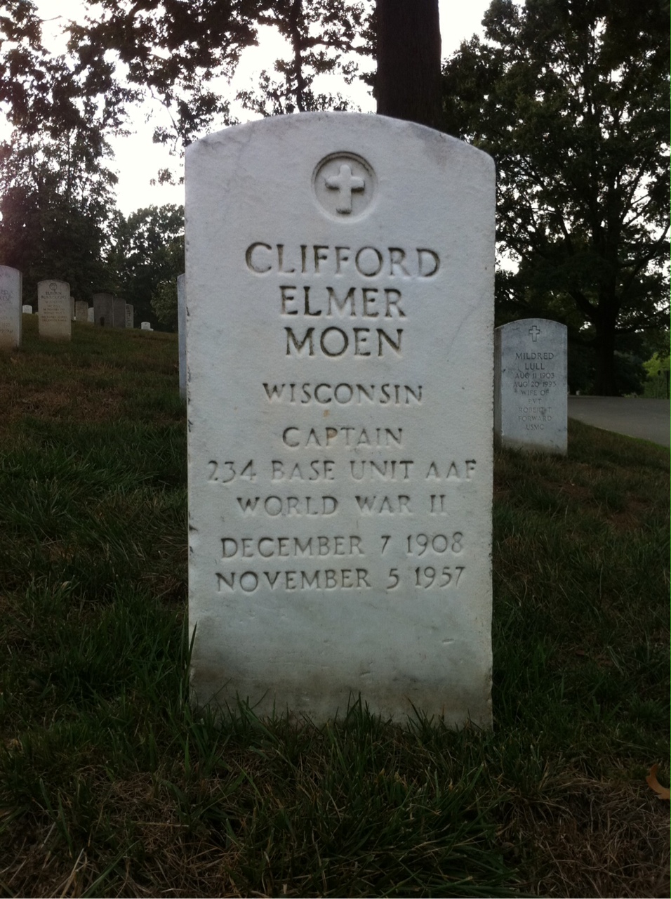 Clifford Moen