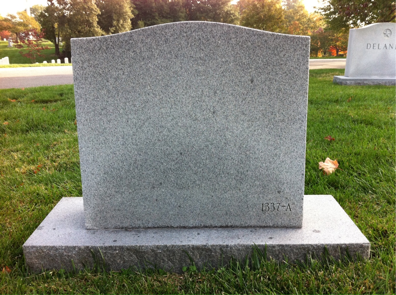 Back of headstone — Robert Hurshel Smith