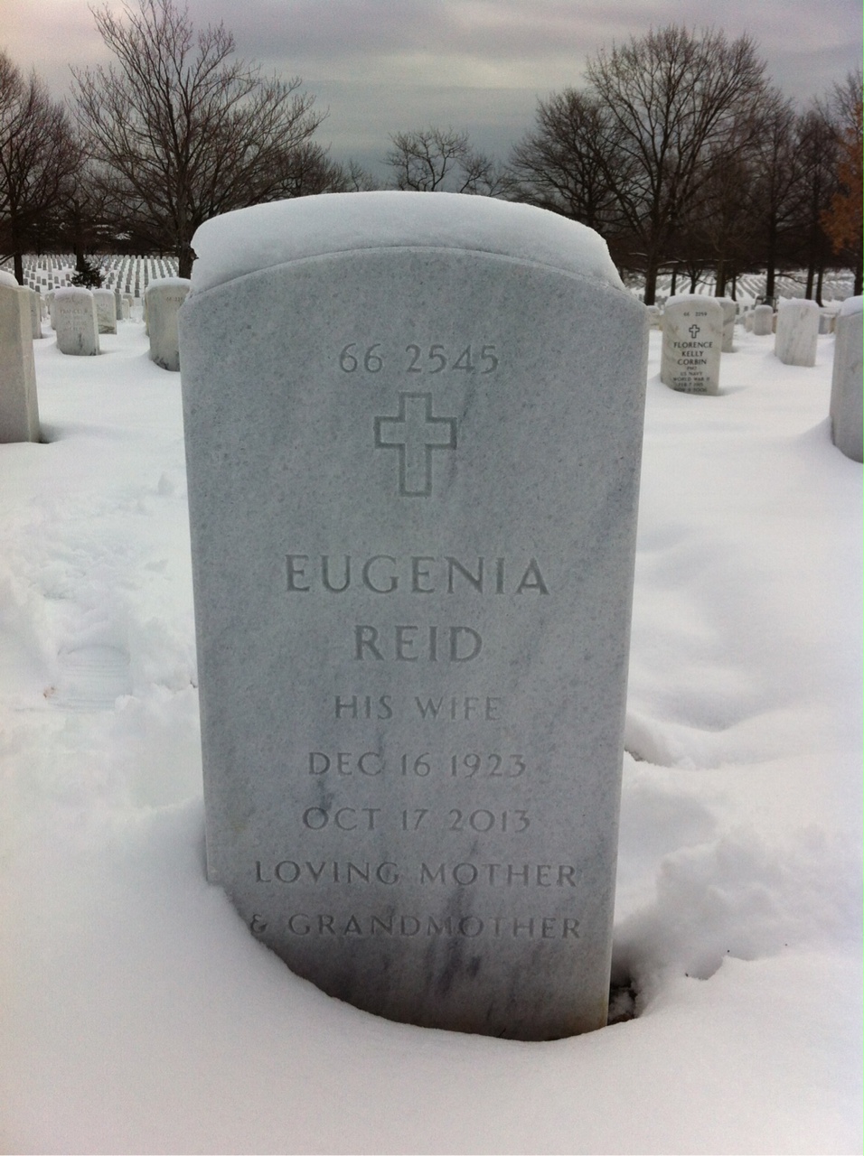 Back of headstone — Vonno Gudger