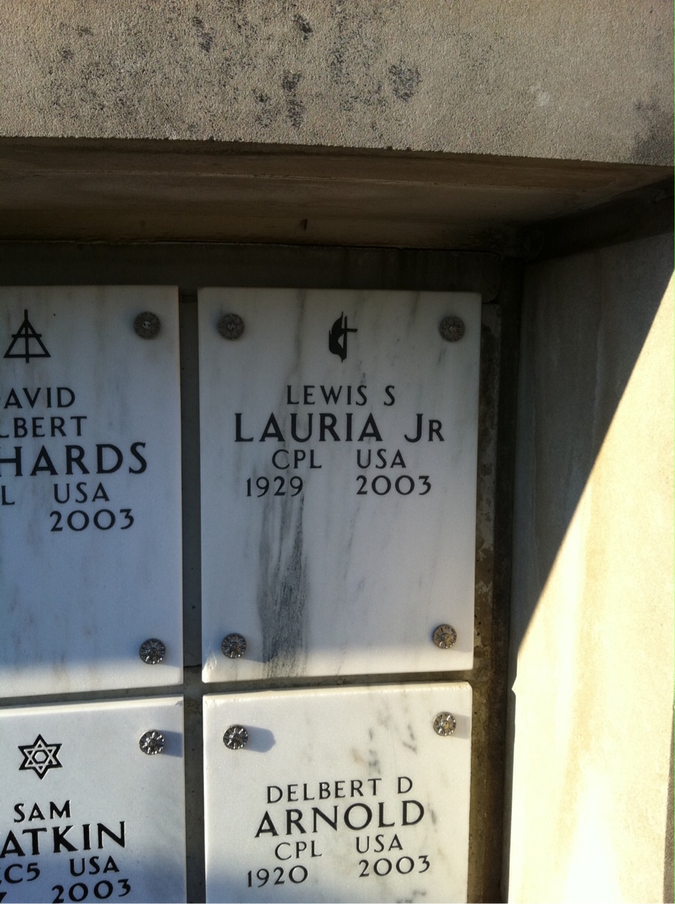 Lewis Lauria