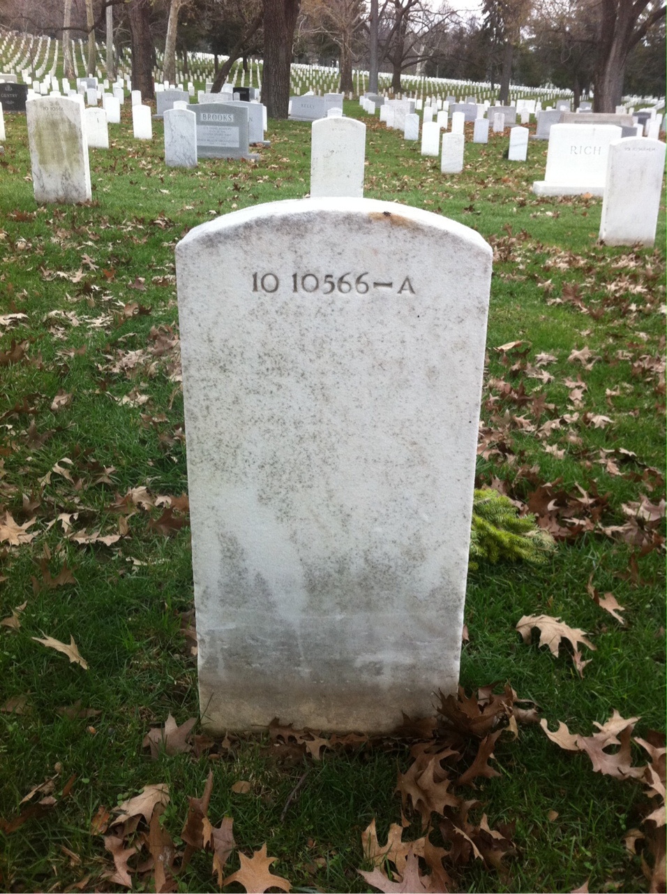 Back of headstone — Myrl Boys