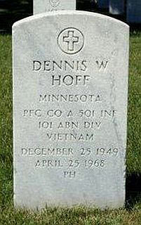 Headstone of Dennis Wayne Hoff