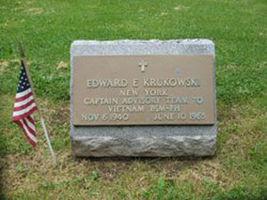 Headstone of Edward Eugene Krukowski