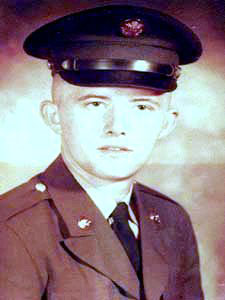 Headstone of Kenneth Leroy Defenbaugh