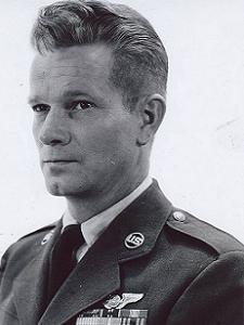 Headstone of Russell Rickland Fyan