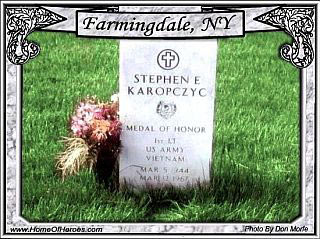 Headstone of Stephen Edward Karopczyc