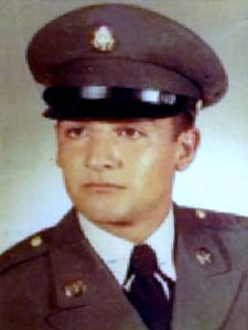 Headstone of Eduardo Camarena-Salazar