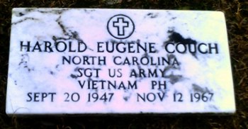 Headstone of Harold Eugene Couch