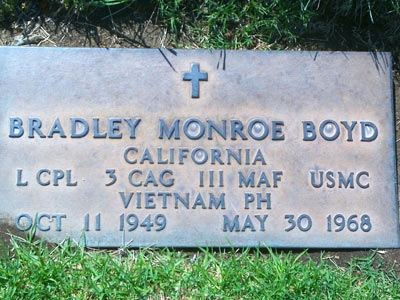 Headstone of Bradley Monroe Boyd