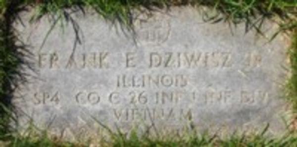 Headstone of Frank Edward Dziwisz Jr.