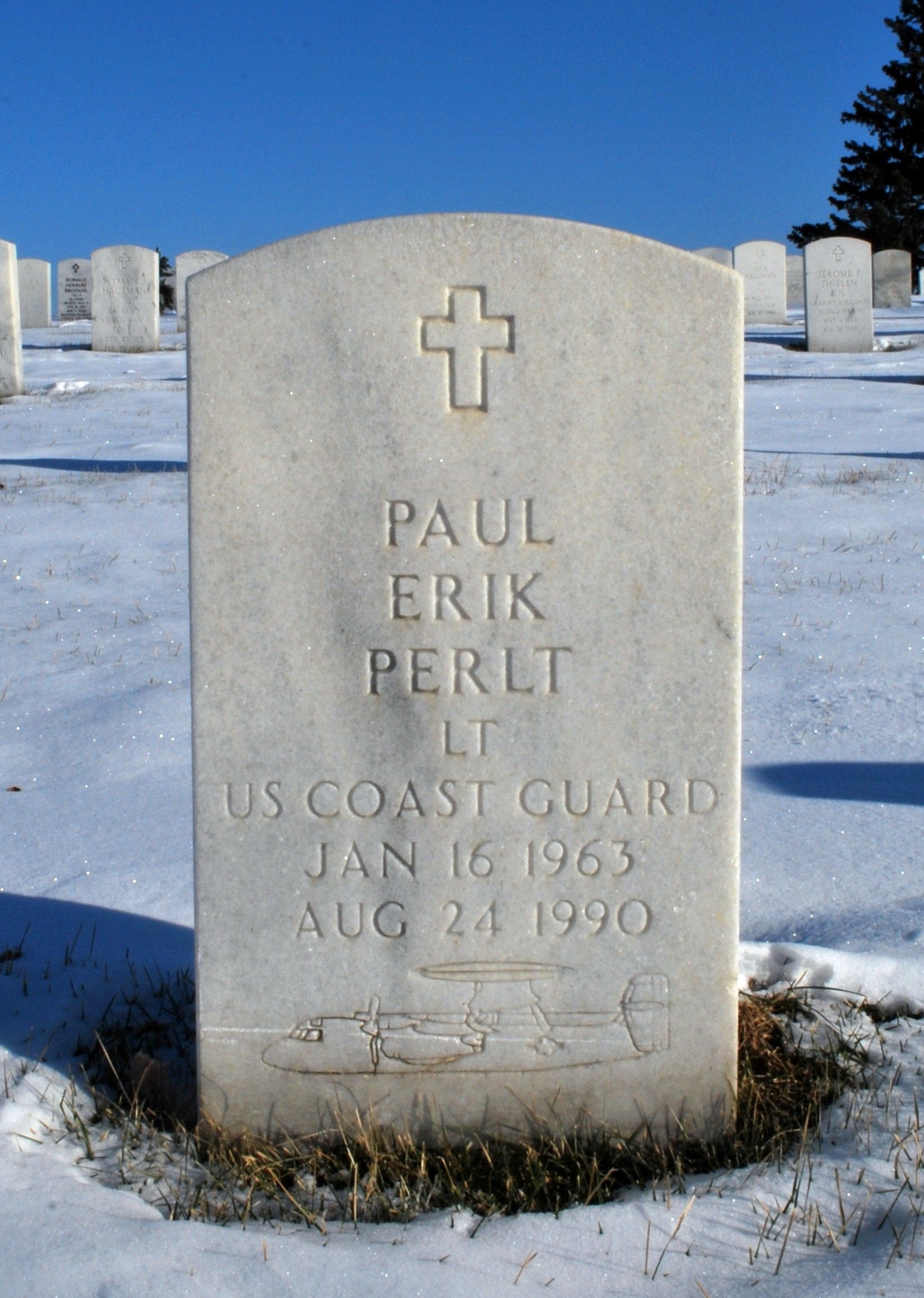 Headstone of Paul Erik Perlt