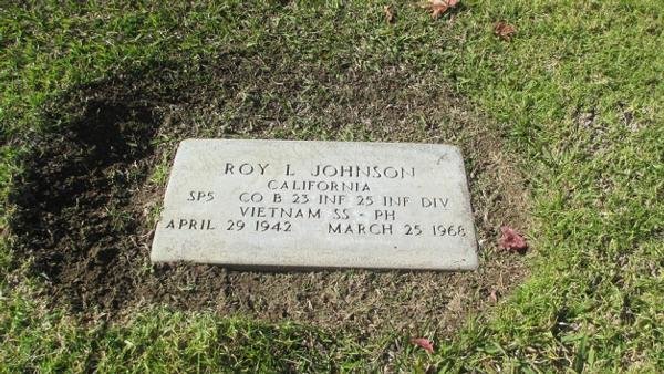 Headstone of Roy L Johnson