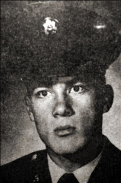 Headstone of Richard Dean Covert Jr.