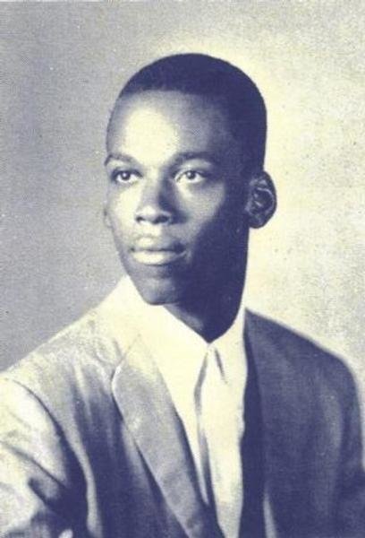 Headstone of Floyd Richardson Jr.