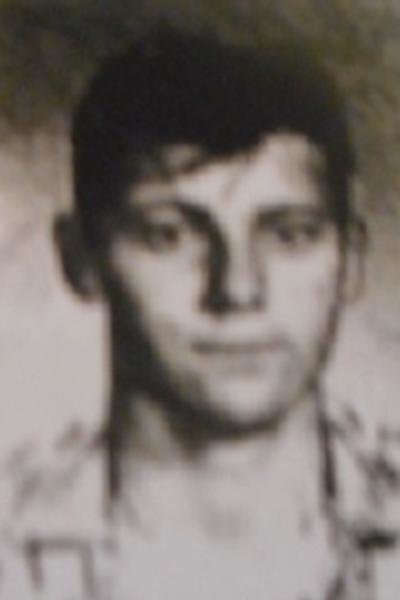 Headstone of Gary Brewster Kilgore