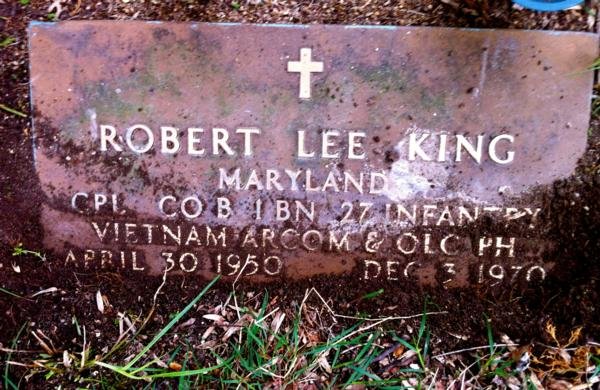 Headstone of Robert Lee King