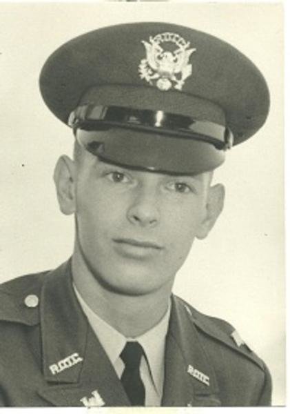 Headstone of Dale Darrel Deford