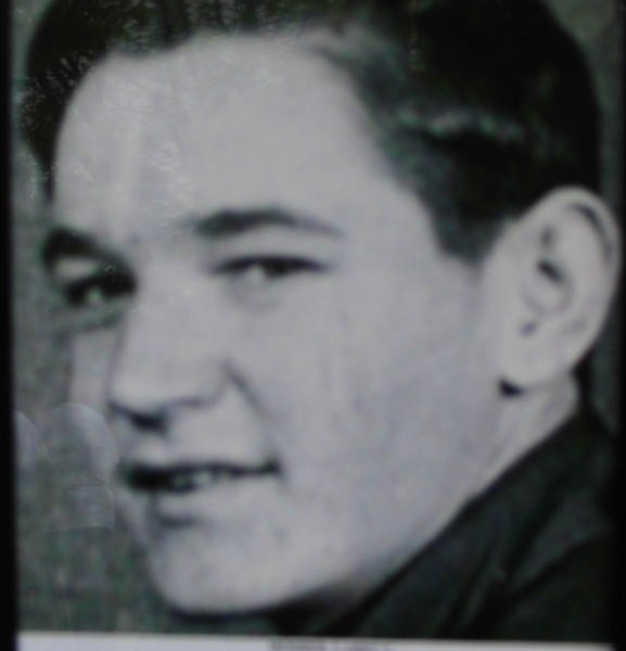 Headstone of Larry Clarence Mosher