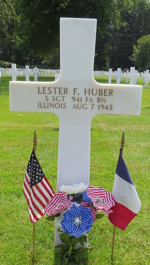 Back of headstone — Lester Felix Alexander Huber