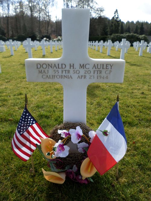 Back of headstone — Donald Herbert McAuley