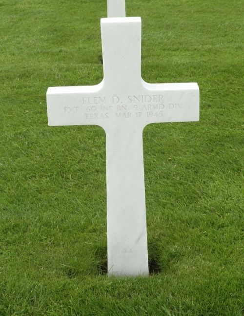Back of headstone — Flem D Snider