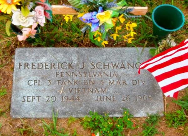 Headstone of Frederick Jay Schwanger