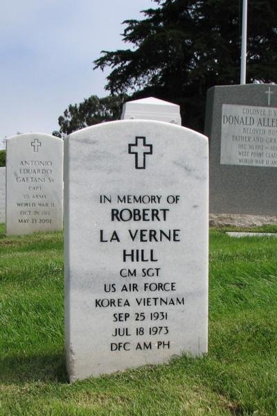 Headstone of Robert Laverne Hill