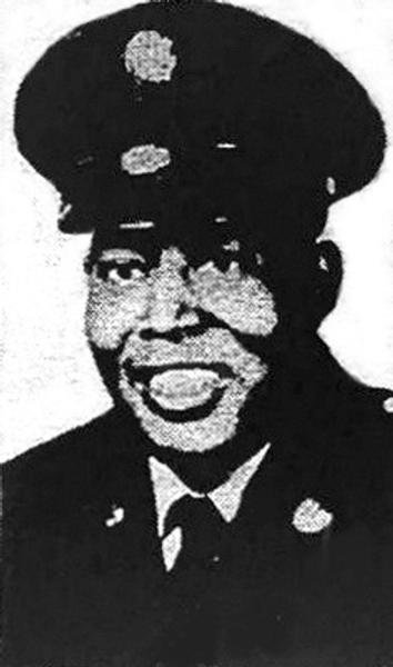Headstone of Mack Royal Sanders