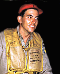 Headstone of William Lee Holcom