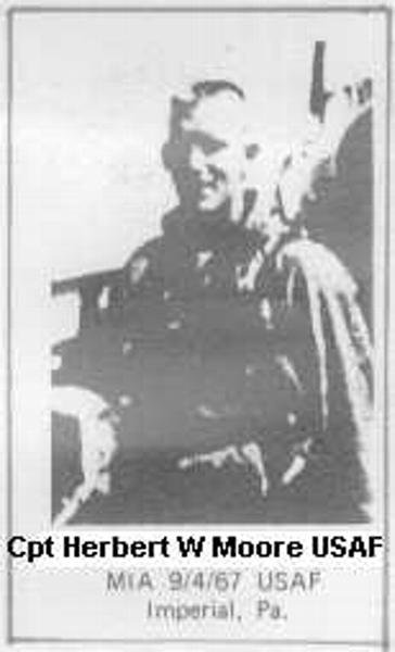 Headstone of Herbert William Moore Jr.