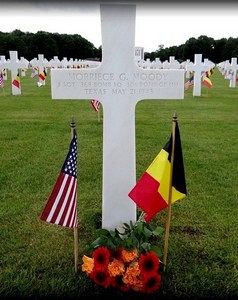 Back of headstone — Morriece Glenn Moody