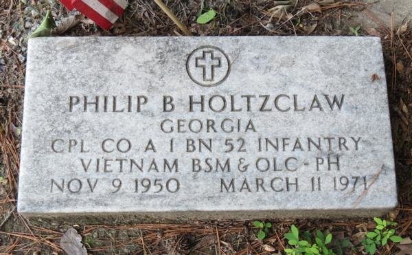 Headstone of Philip Bruce Holtzclaw